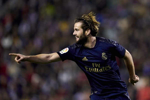 Desde otro ángulo: Los jugadores 'peor pagados' del Real Madrid y Barcelona