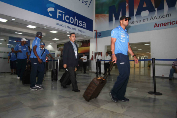 Honduras regresó a las 02:45 am de este sábado a San Pedro Sula
