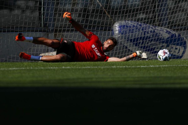 Cristiano Ronaldo humillando a crack del Barcelona: Así fue el entrenamiento de Portugal este domingo