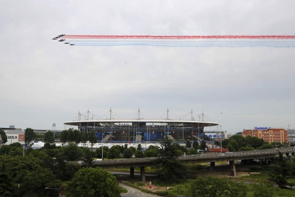 Así fue la espectacular inauguración de la Eurocopa de Francia 2016