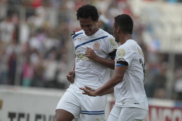 Olimpia busca el tricampeonato nacional