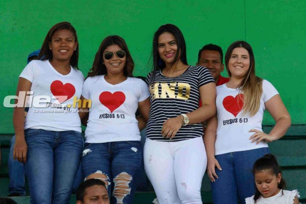 ¡Solo belleza! Las lindas chicas que adornaron la última fecha del torneo Clausura