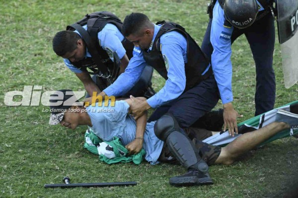 No se vio por TV: Zafarrancho y gas lacrimógeno en Puerto Cortés