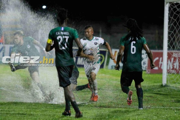 Fotos: El enorme festejo del Santos tras clasificarse a la final de la Liga de Ascenso