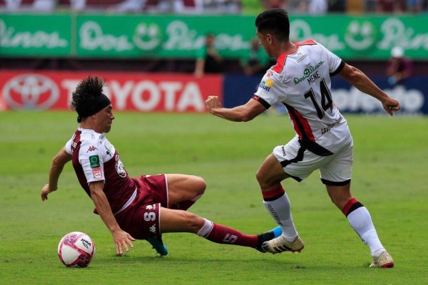 No pueden escupir, saludarse, celebrar goles abrazados y tener contactos en tiros de esquina