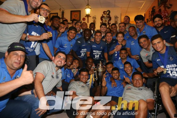FOTOS: Motagua celebra por todo lo alto su Copa 14