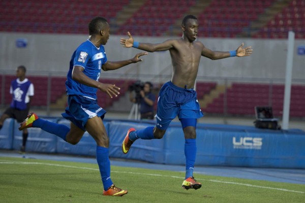 El notable cambio físico de Alberth Elis desde su debut con Olimpia hasta la actualidad