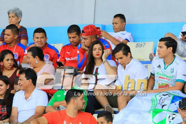 ¡QUÉ BELLAS! El lado más sexy del Olimpia-Platense en el estadio Nacional