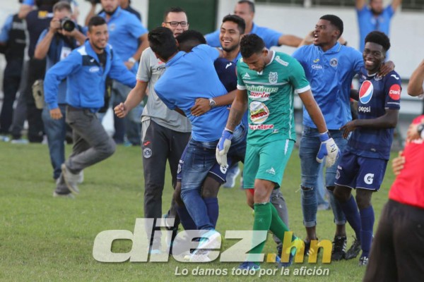 ¡JÚBILO! Los motagüenses se tomaron Puerto Cortés celebrando la copa 14