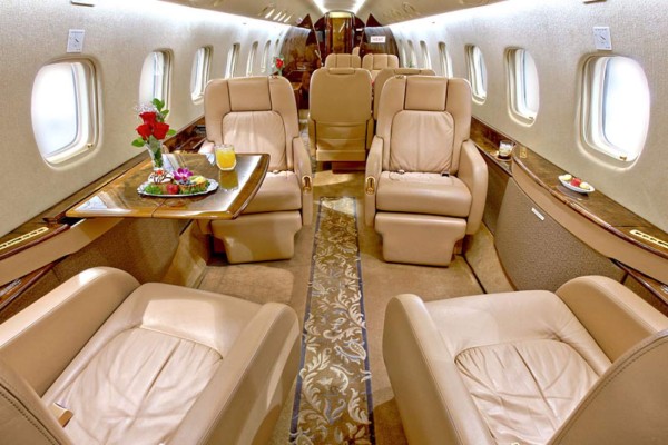 El Embraer 600 Legacy, el avión presidencial donde viajaría Chelato