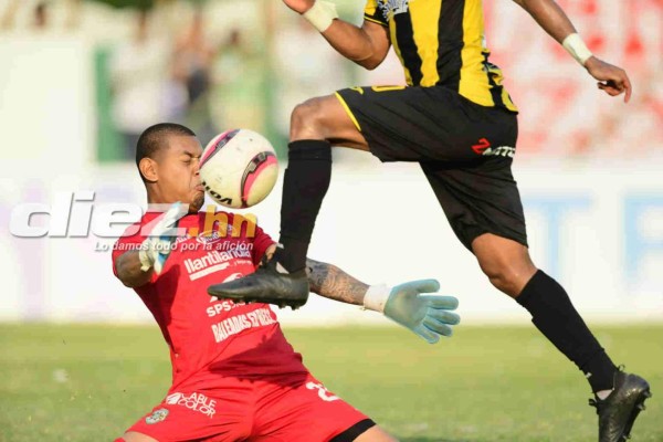 No se vio por TV: Bronca entre Yustin y Jhow, Héctor Vargas y sus reclamos