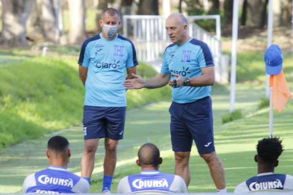 Así fue el día 1 de Honduras: La charla de Coito, solo 12 jugadores y la baja ante Canadá