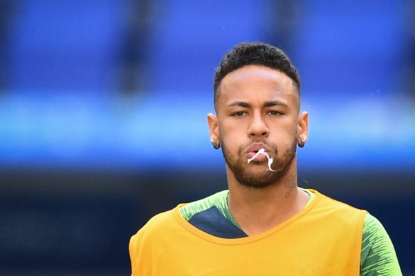 Las curiosidades que se vieron en el entreno de Brasil y México previo a la batalla