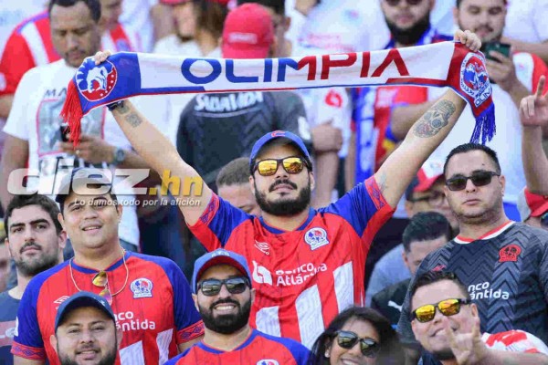 Llenazo en el Nacional y las personalidades que se hicieron presente en el Olimpia-Marathón