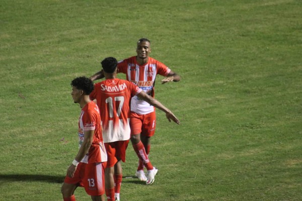 ¡Ataque demoledor! El 11 ideal que nos dejó la jornada 14 del torneo Apertura de la Liga Nacional de Honduras