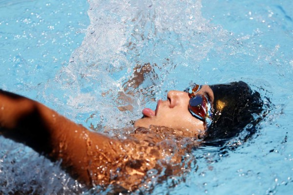 Alegría y deportivismo: Las mejores imágenes del campeonato nacional de natación