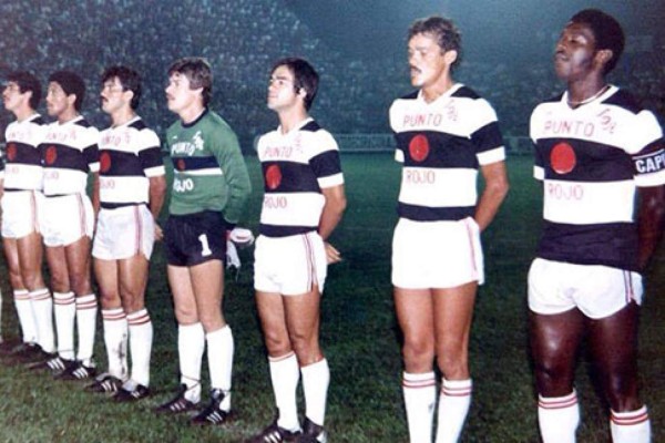 Especial: Las camisetas más raras y llamativas de clubes centroamericanos