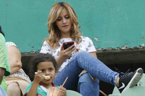 ¡MUÑECAS! Las chicas que embellecieron la previa del Marathón-Vida