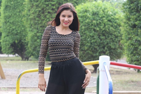 La sensual Diana Corrales y sus fotos más lindas en A Solas con Diez