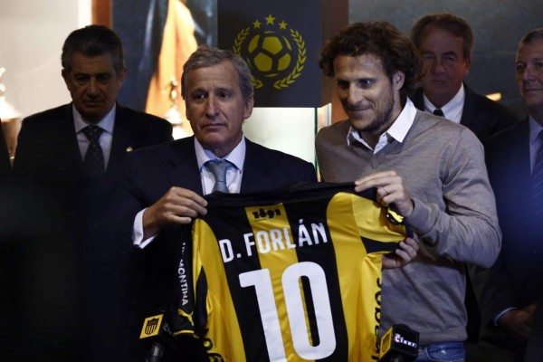 Las grandes estrellas que hoy lucen sus nuevas camisas