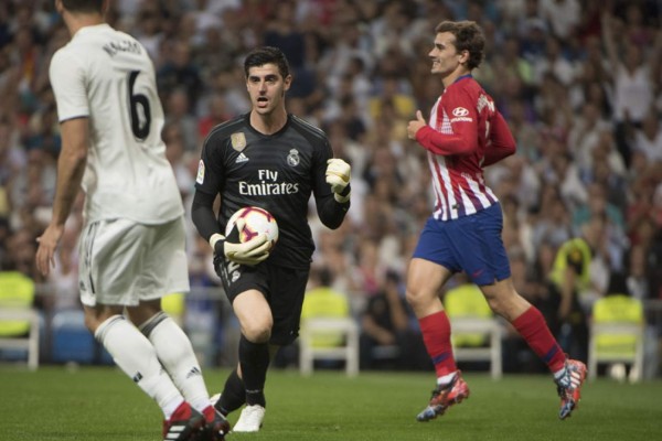 NO VISTE EN TV: Los botines de Griezmann y jugador del Madrid recibe atención tras juego