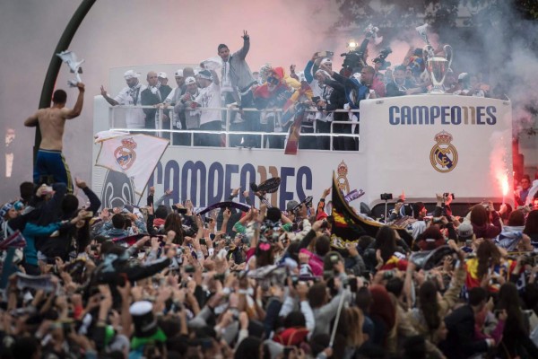 Real Madrid celebra la Undécima en Cibeles con todos sus aficionados