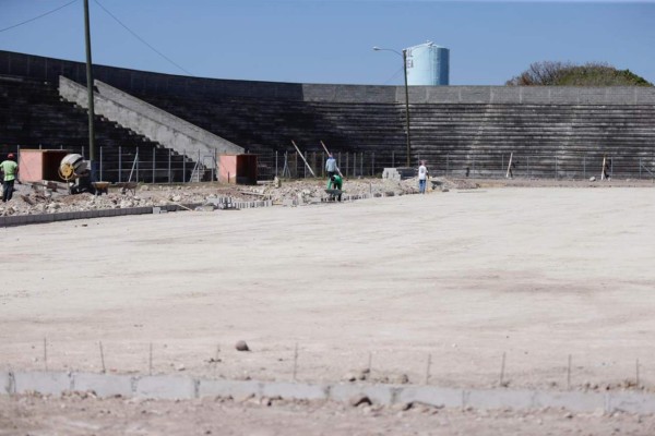 Estadio abandonado Roberto Suazo Córdova en La Paz recibe espectacular remodelación
