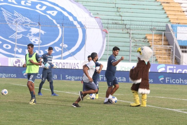 ¡En el olvido! Así de deterioradas se encuentran las graderías del estadio Nacional