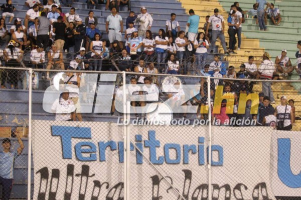 FOTOS: El cobarde ataque al Alianza de El Salvador en Tegucigalpa