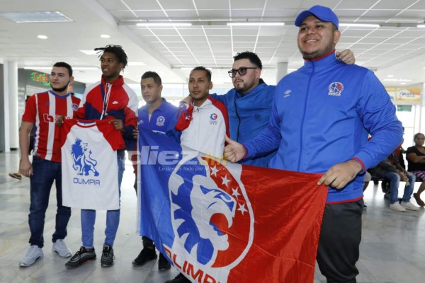 ¡Como héroes! Así fue recibido el Olimpia tras la gesta ante el Seattle por Champions de Concacaf