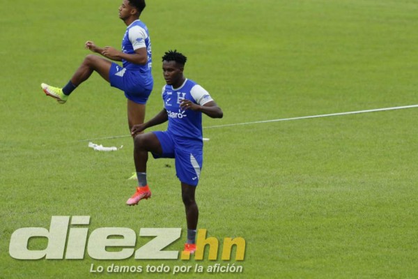 Reconciliación entre Kervin Arriaga y Diego Rodríguez: El entrenamiento de Honduras con la llegada de nuevos integrantes