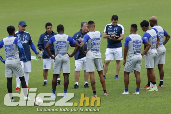 Así fue el primer entrenamiento de Honduras al mando del 'Bolillo' Gómez: Charla y lo que trabajaron