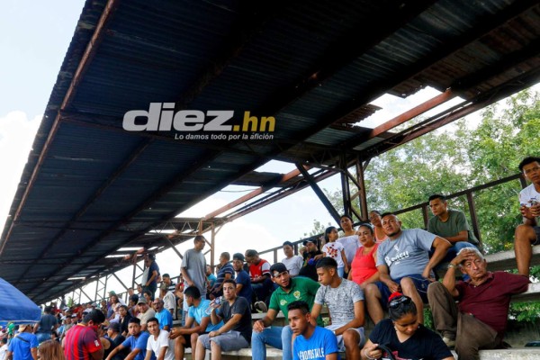 La otra cara de La Lima: El 'estadio' Milton Flores y su total abandono