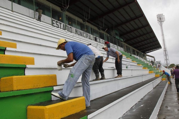 Estadio Excélsior se engalana para vivir su primera final del fútbol de Honduras