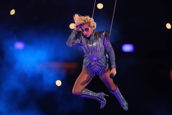FOTOS: Así fue el show de Lady Gaga en el mediotiempo del Super Bowl