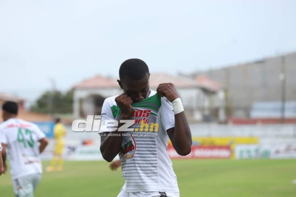 NO VISTE EN TV: El amor de un juvenil al escudo del Platense, persignación y la herida de Techera