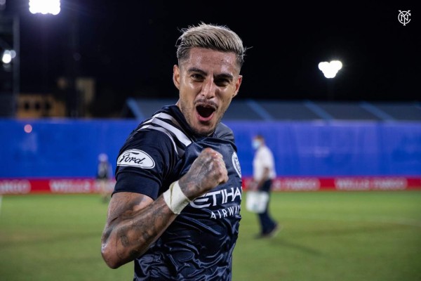 Panameño desbanca a Alberth Elis como el segundo futbolista más caro de Centroamérica