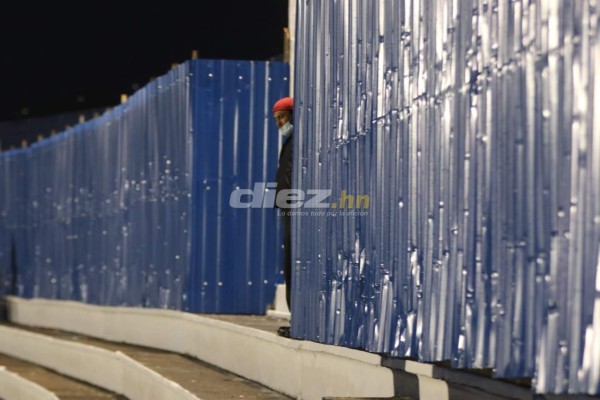 No lo viste en TV: La 'barbie' que apoyó a Real España, el duro lamento de Klusener y así captaron al Bolillo Gómez