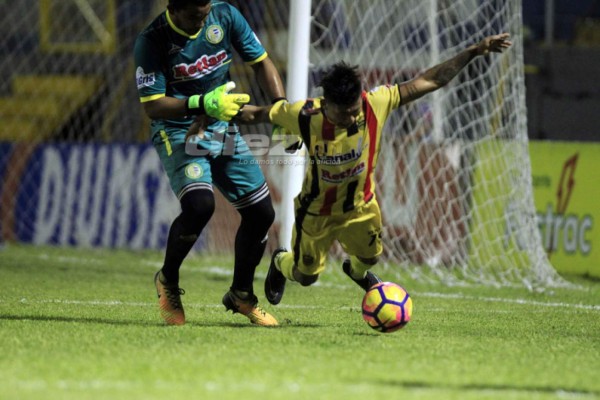 No viste en TV: Chicas lindas, agarrones y el festejo del Platense