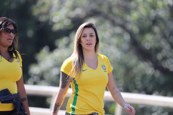 FOTOS: ¡Brasil también goleó en las gradas con las preciosas garotas!