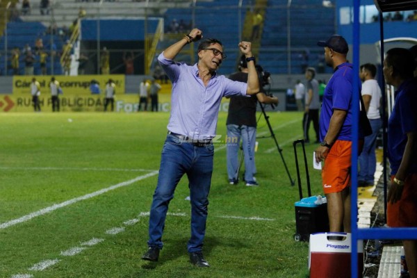 La tristeza de Real España y su gente en la noche que unos Lobos silenciaron el Morazán