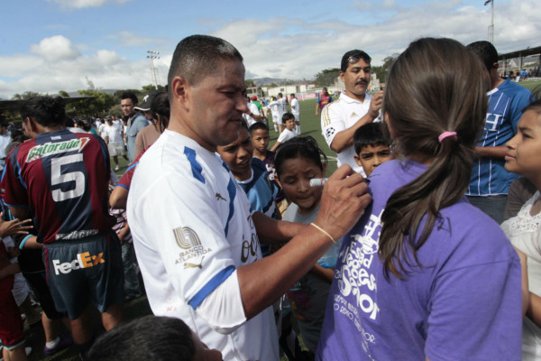El Olimpia se conoró campeón de la Liga Central de Veteranos