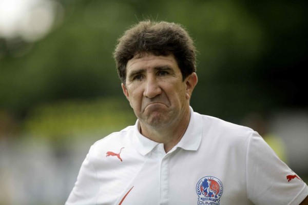 RUMORES Y FICHAJES: ¡Un hondureño iría a Colombia; Real España hará un remezón!