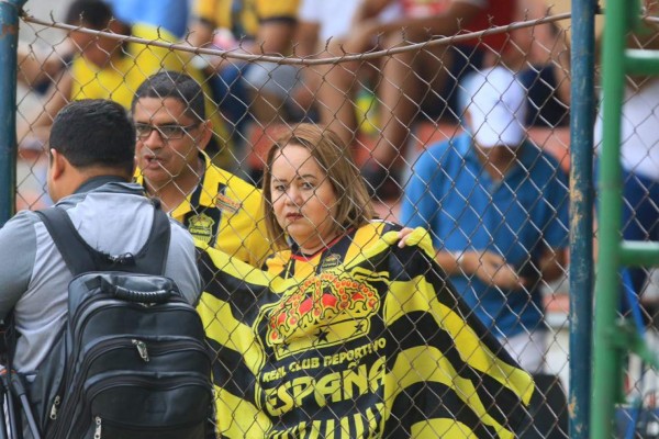 NO SE VIO EN TV: Llenazos, disfraces y la polémica por los uniformes iguales