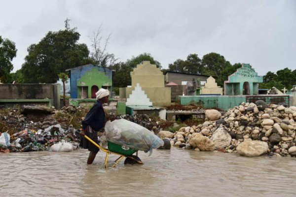 Las imágenes más impactantes del paso del Huracán Matthew por el Caribe