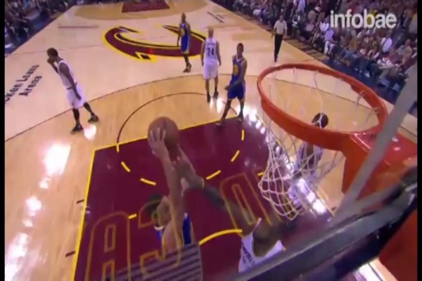 El tenso momento entre Lebron y Curry en la final de la NBA