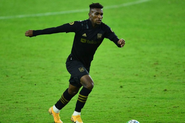 Fichajes Liga MX: Podolski da la sorpresa, los mexicanos que jugarán en España y el que vuelve al Barça