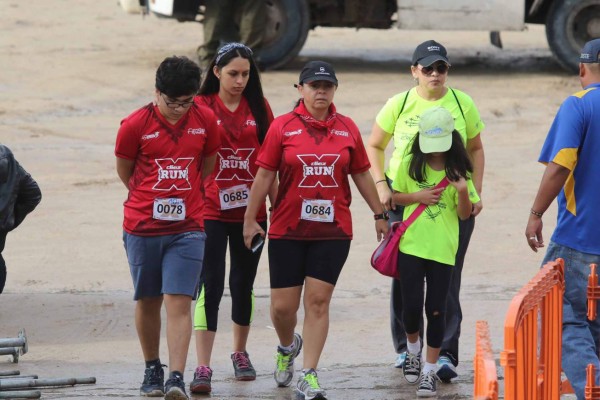Adrenalina total en Tegucigalpa por el X-RUN DIEZ