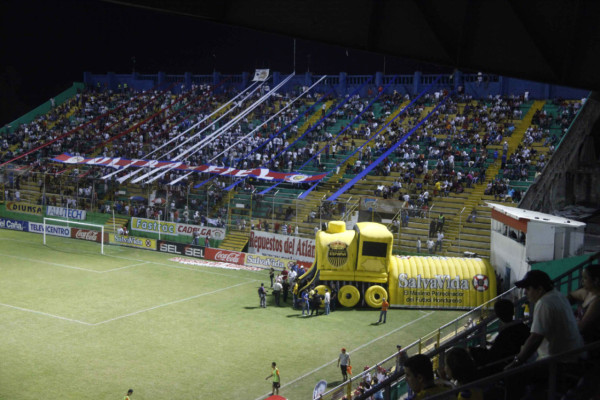 Ambiente en el estadio Morazán