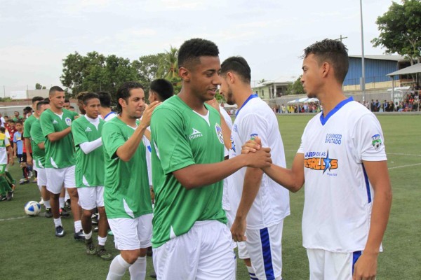 Choco Lozano y Atletas del Reino llevan fiesta deportiva a La Pradera